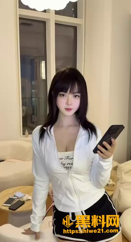 武汉大学生叶甜调教福利