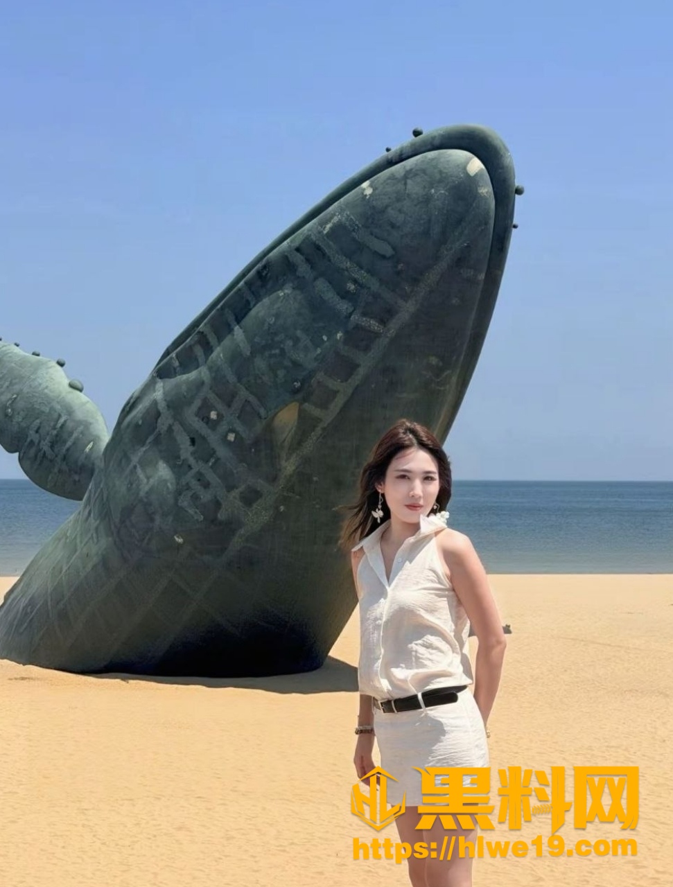 厦门少妇吴娜性感美臀