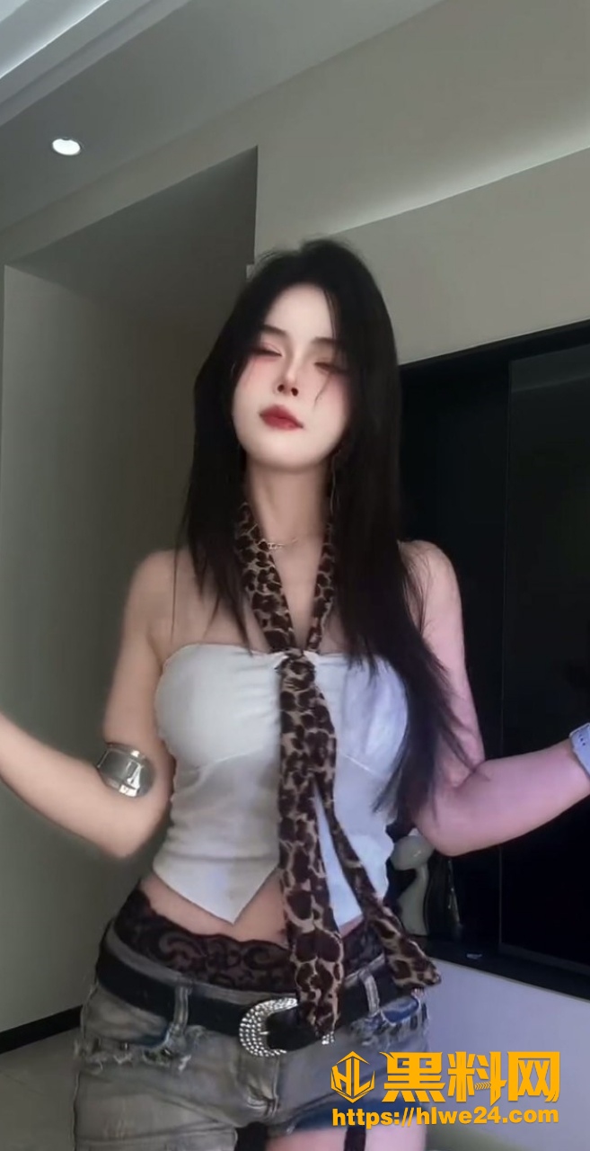妮妮在这呢