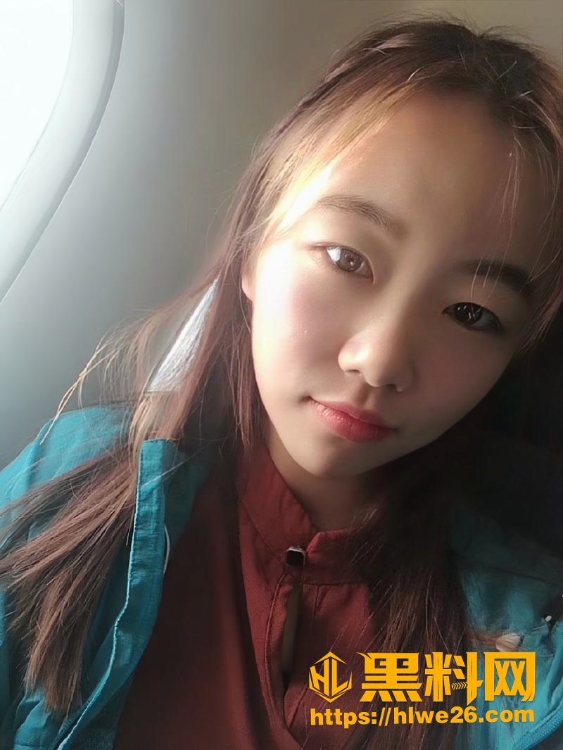 01荆州职院设计系周婉1 1wm