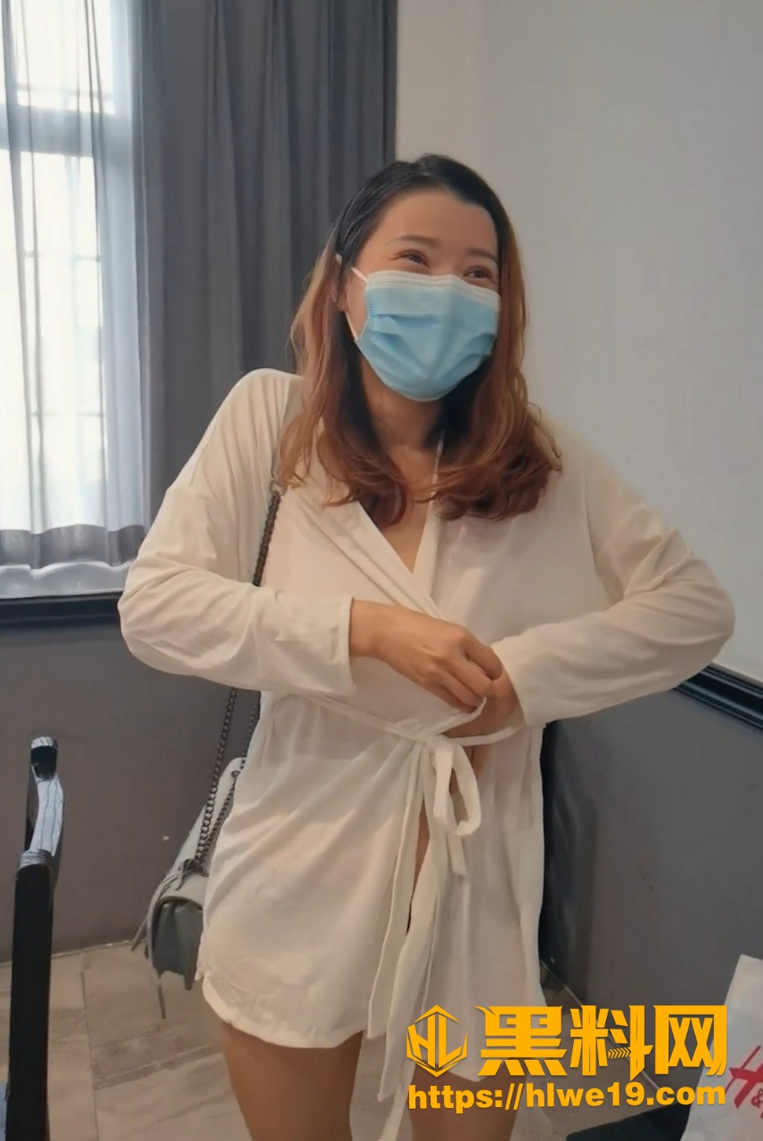 推特网红TonyJ贝贝最新作品