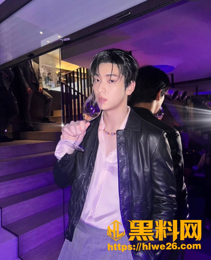 崔秀彬和崔然竣的性爱视频5