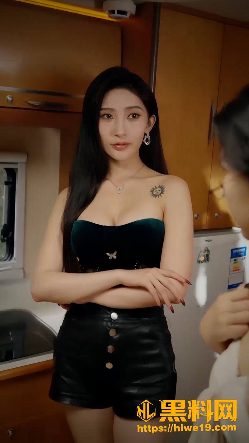 01擦边短剧无人区疯狂录1 1wm