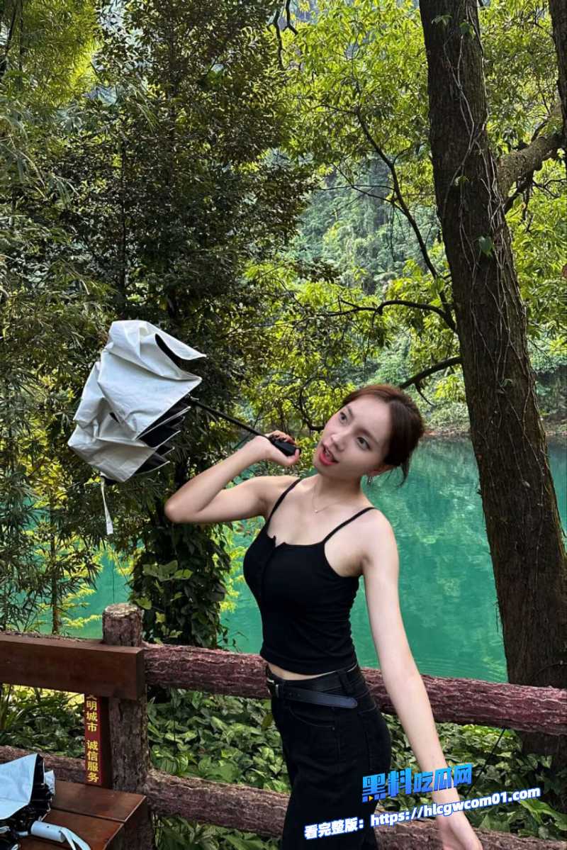 反差婊黄静涵性爱视频4