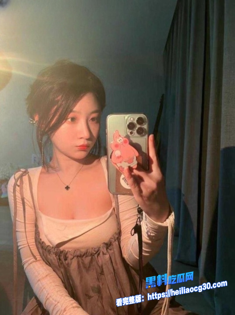 赣州师范科技学院杨嘉婧1