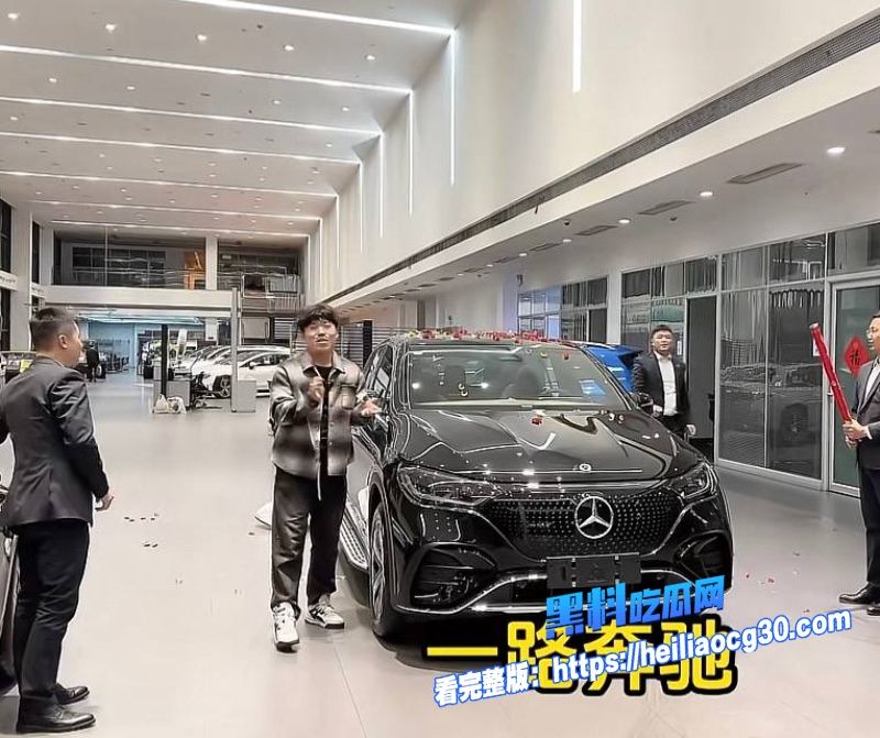 抖音男网红小天冲鸭3