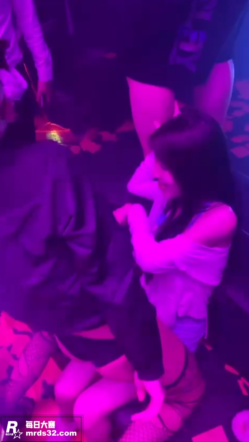 抖音清纯颜值网红 天相关图片8