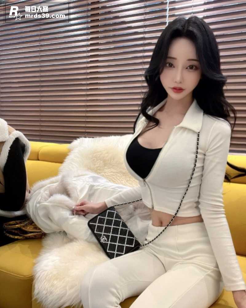 韩国顶级伪娘 lin相关图片2