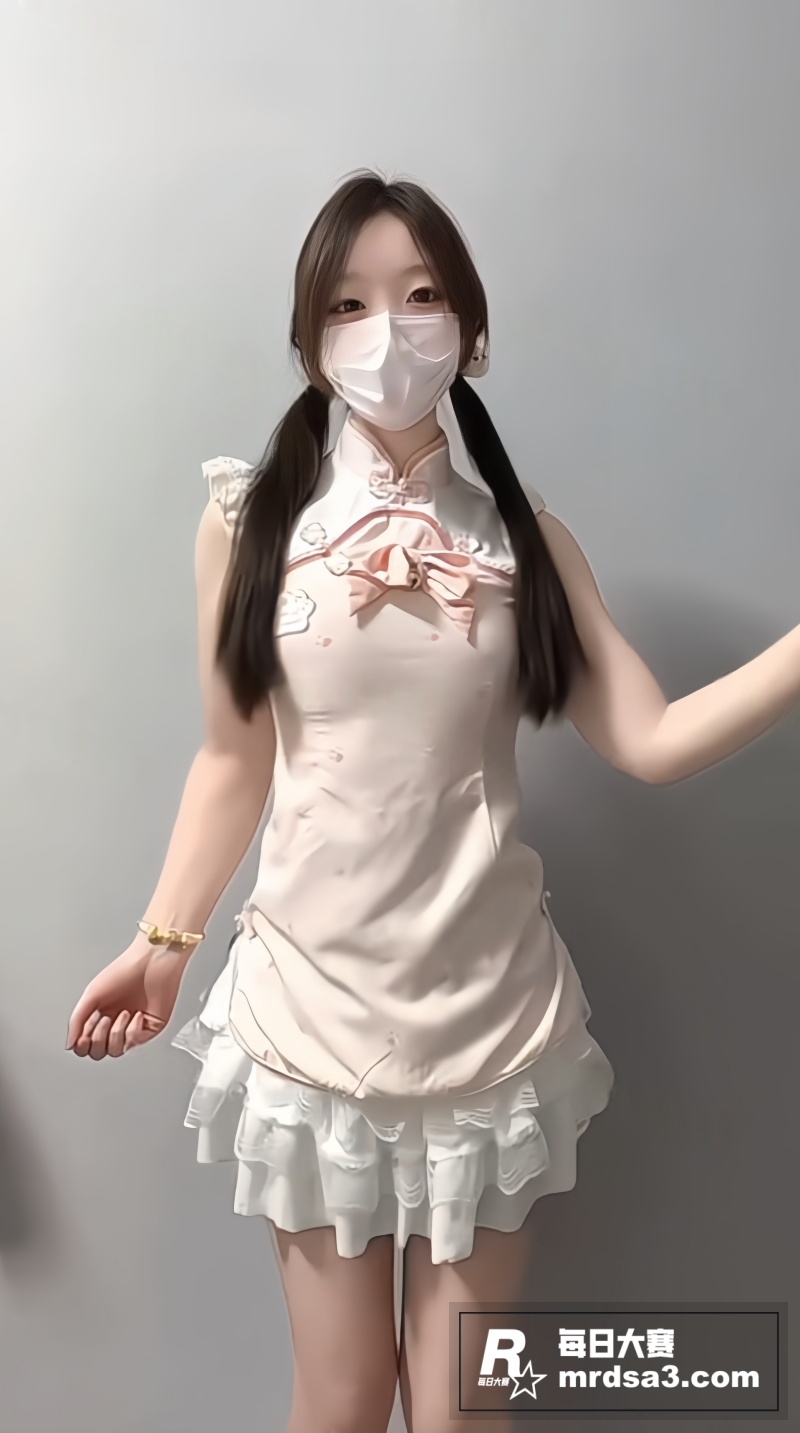 超人气清纯极品福利姬相关图片2