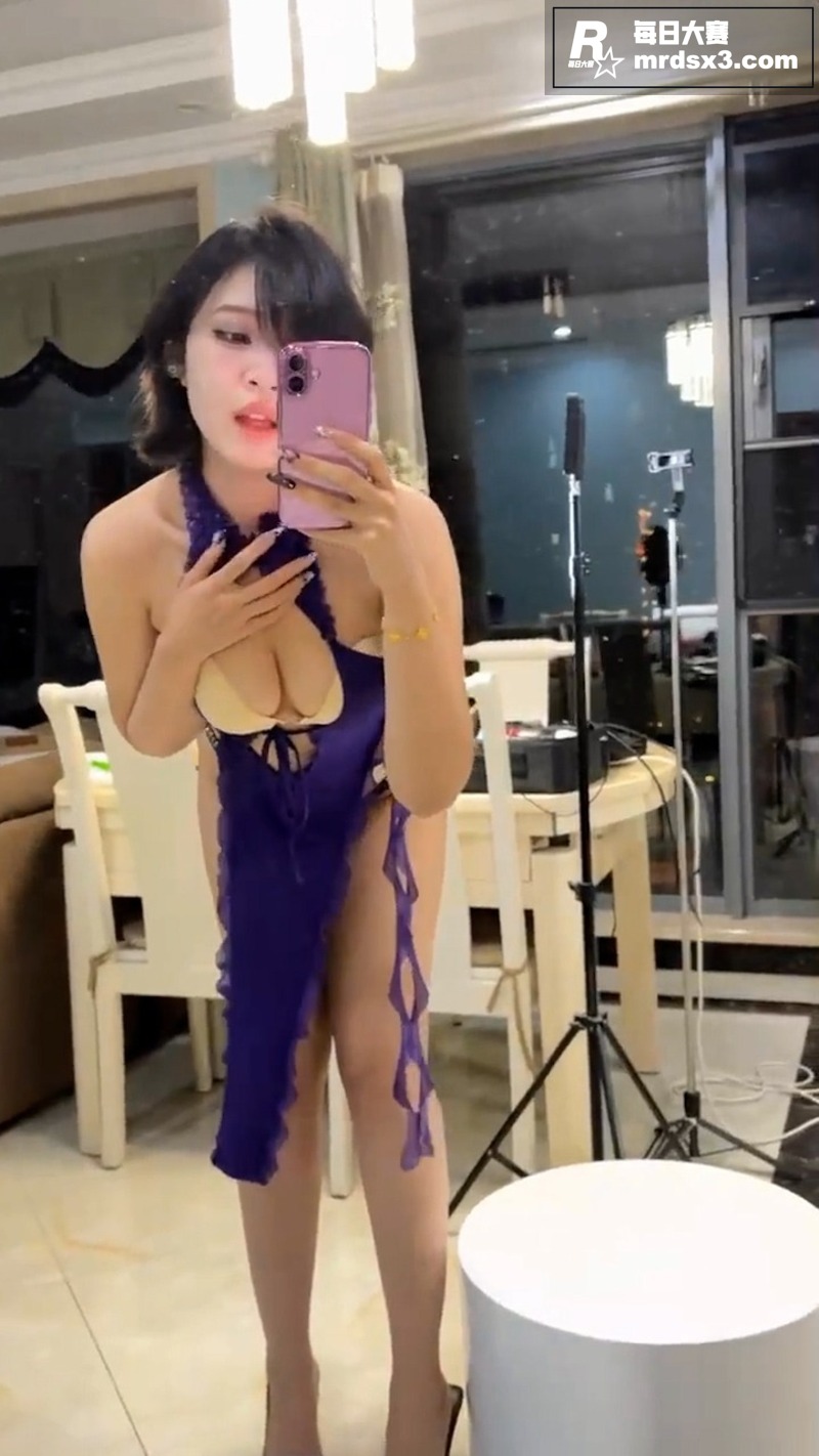 抖音高颜值网红 鹅鹅相关图片2