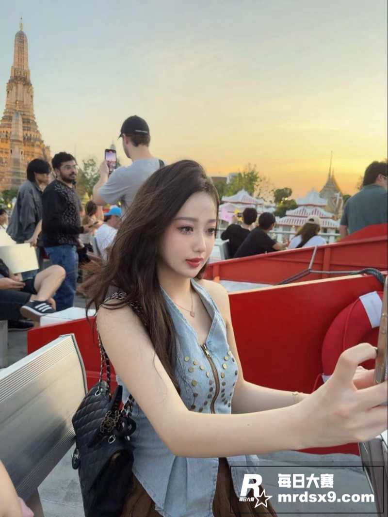 绿帽偷情大翻车 骚风相关图片1