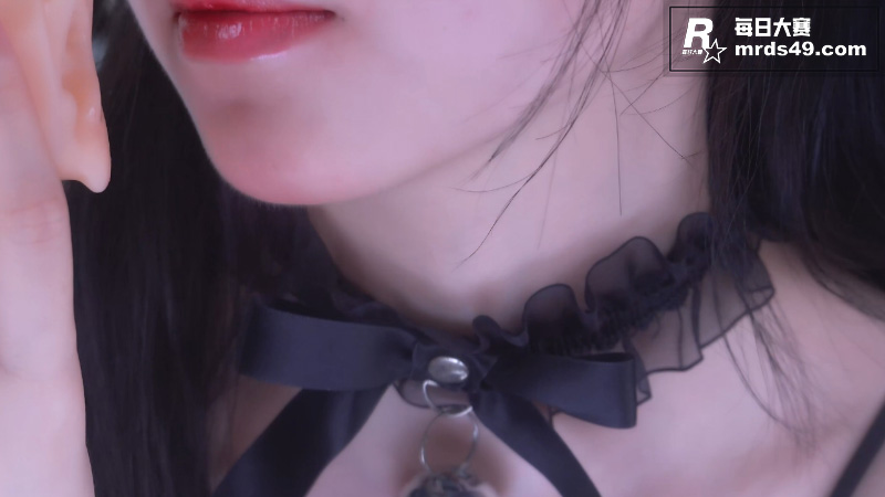 ASMR声控女神 水相关图片1
