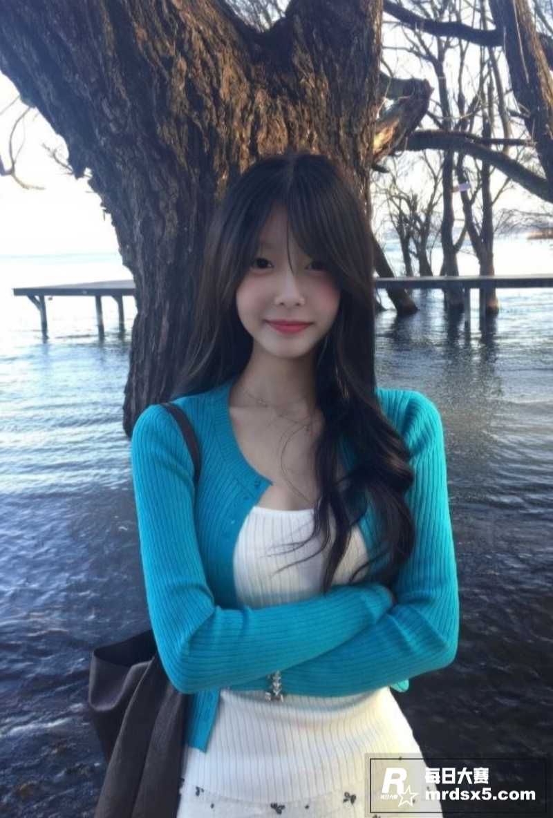 湖北大二学生妹 周蓉相关图片1