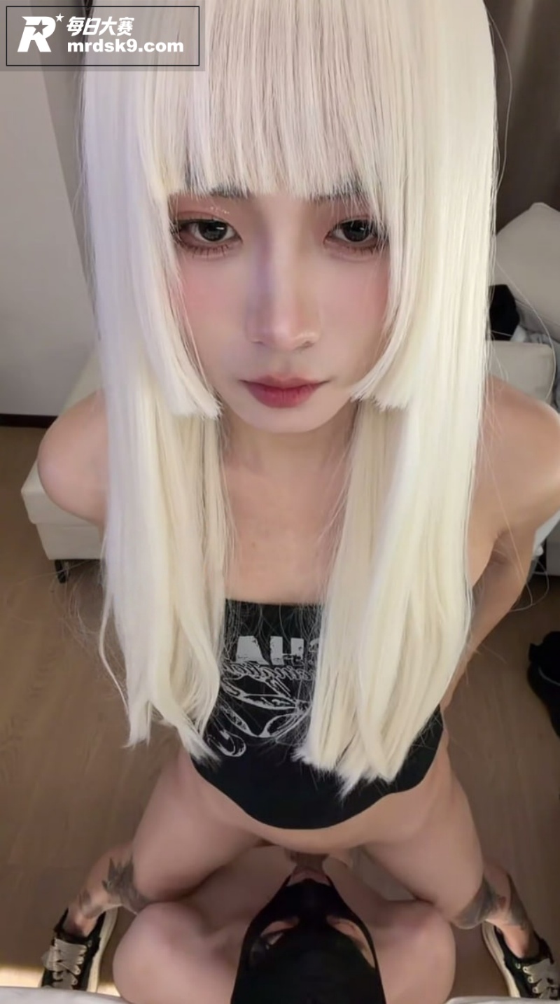 高颜值TS伪娘 榛榛相关图片1