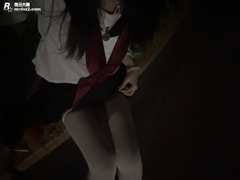 重庆高颜值少女 胡美相关图片11