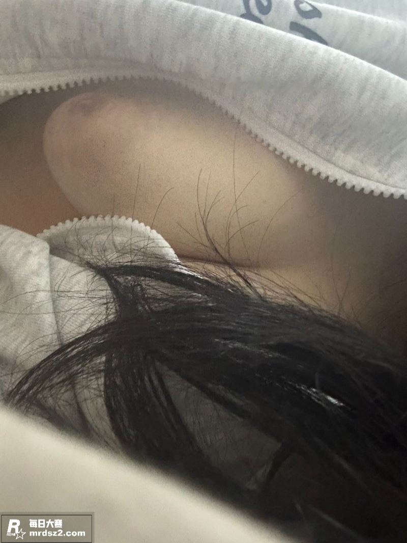 重庆高颜值少女 胡美相关图片15