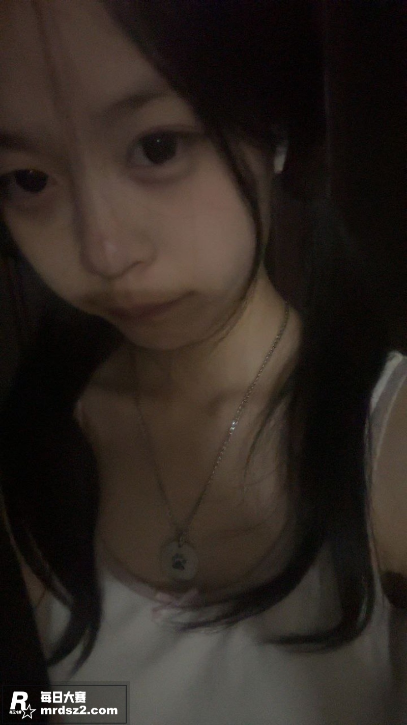 重庆高颜值少女 胡美相关图片21