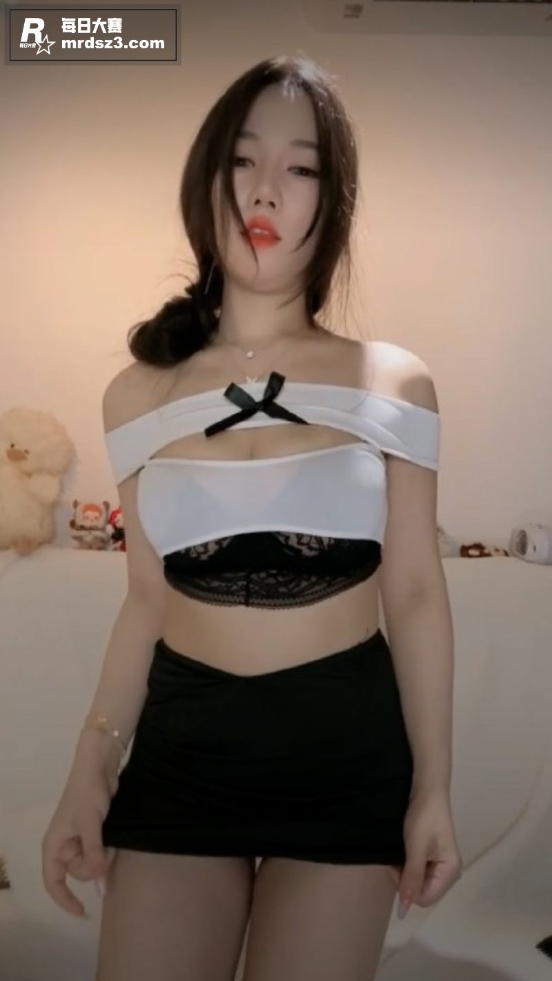 超高颜值御姐 Xia相关图片5