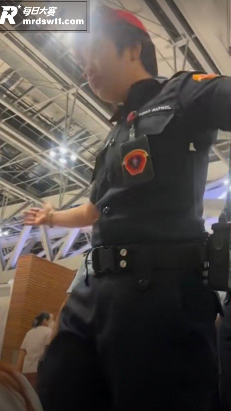 泰国机场致歉 22名相关图片2