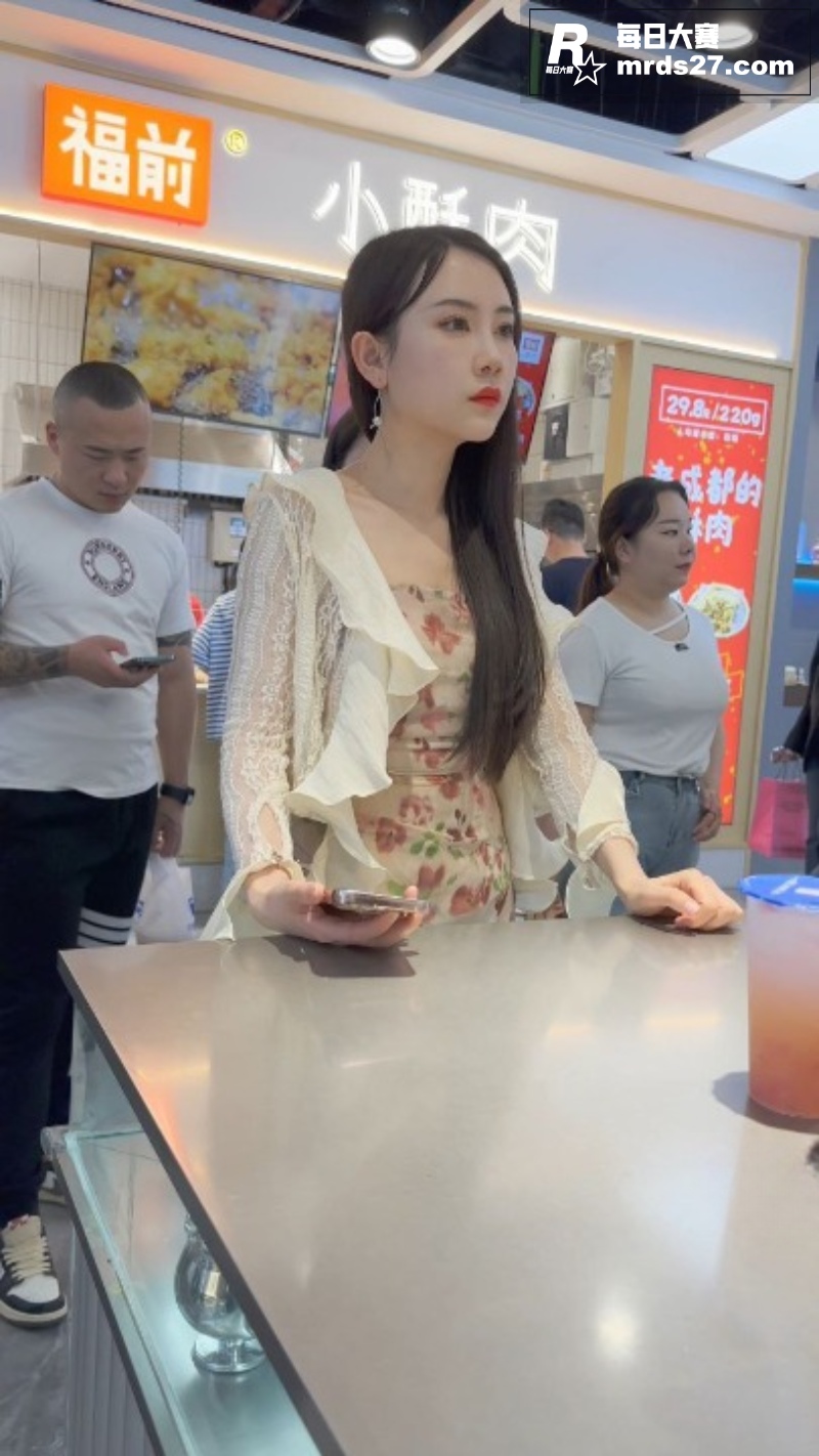 偷拍狂魔深圳KFC抄相关图片2