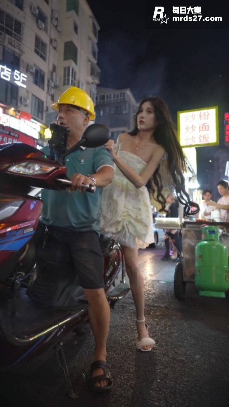 偷拍狂魔深圳KFC抄相关图片3