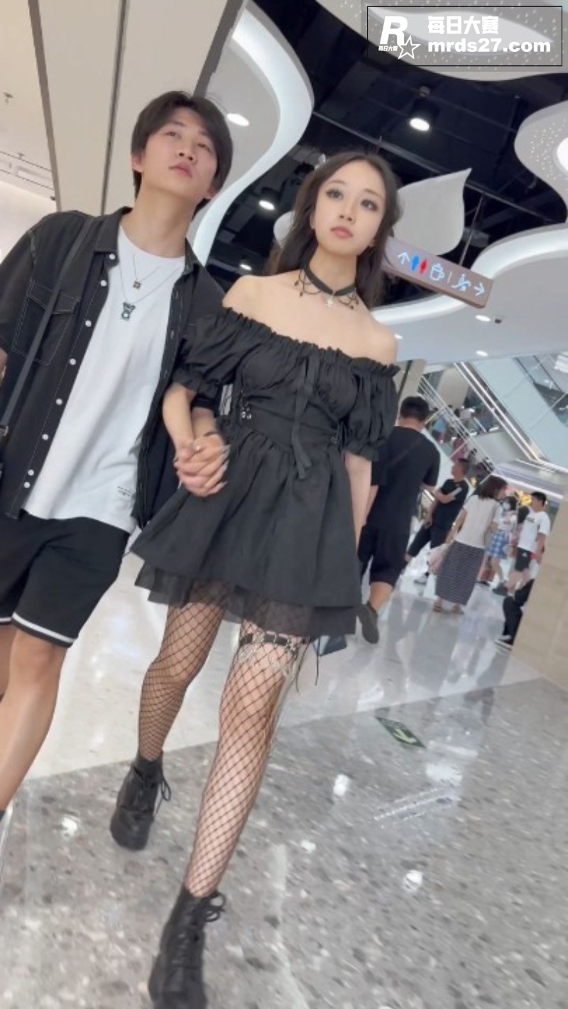 偷拍狂魔深圳KFC抄相关图片5