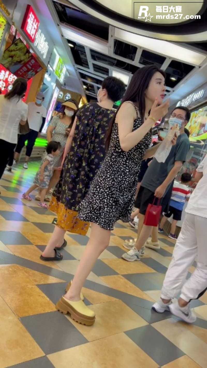 偷拍狂魔深圳KFC抄相关图片7