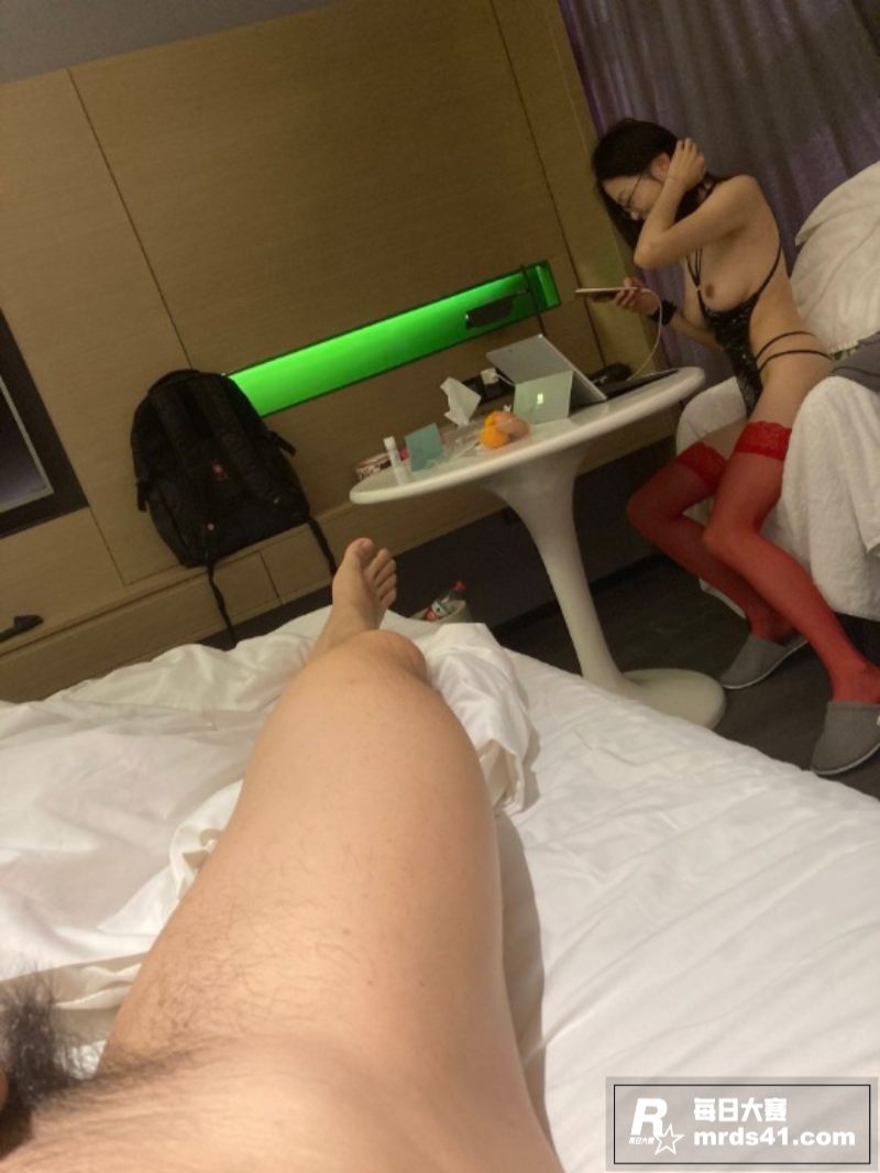极品校花反差婊 刘璐相关图片4