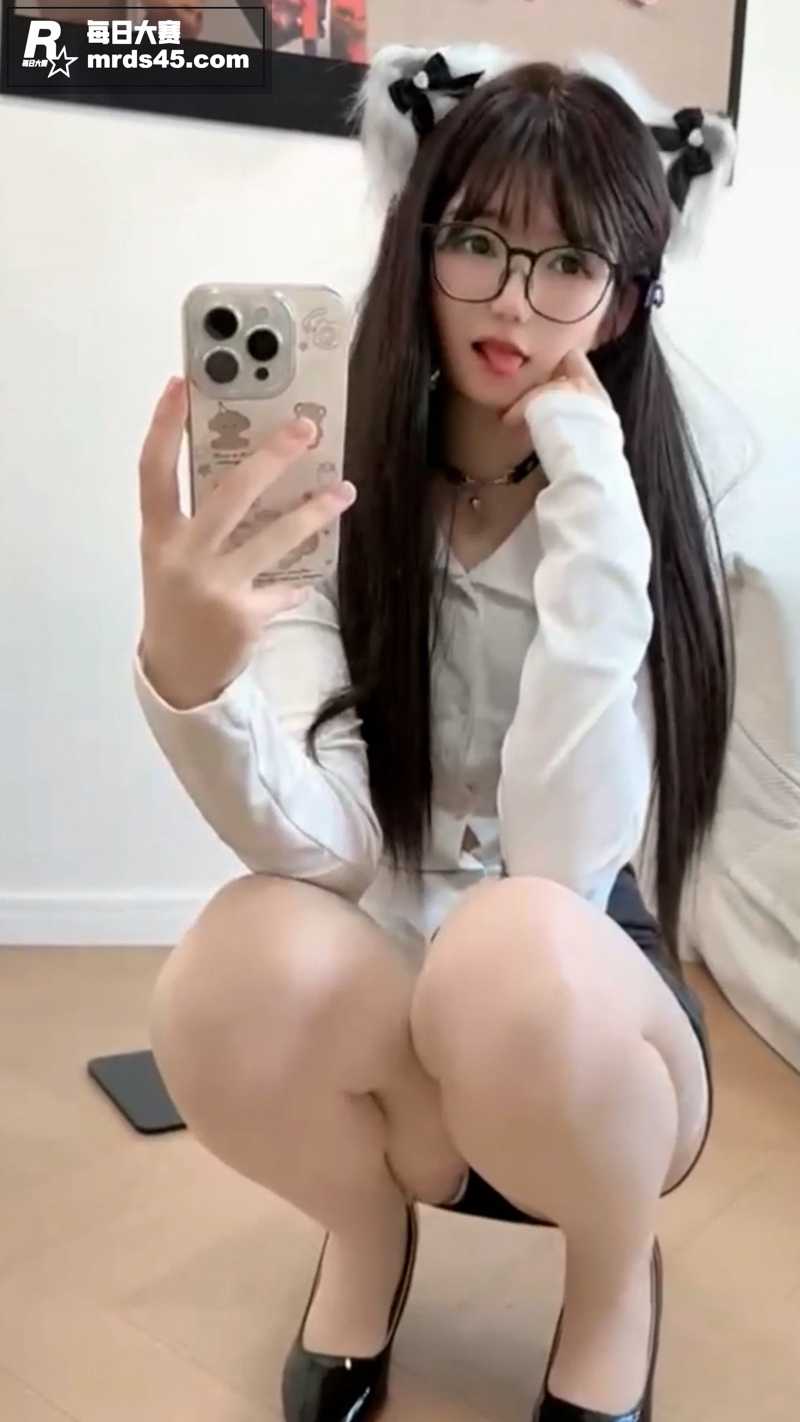 抖音50万粉丝网红 相关图片3