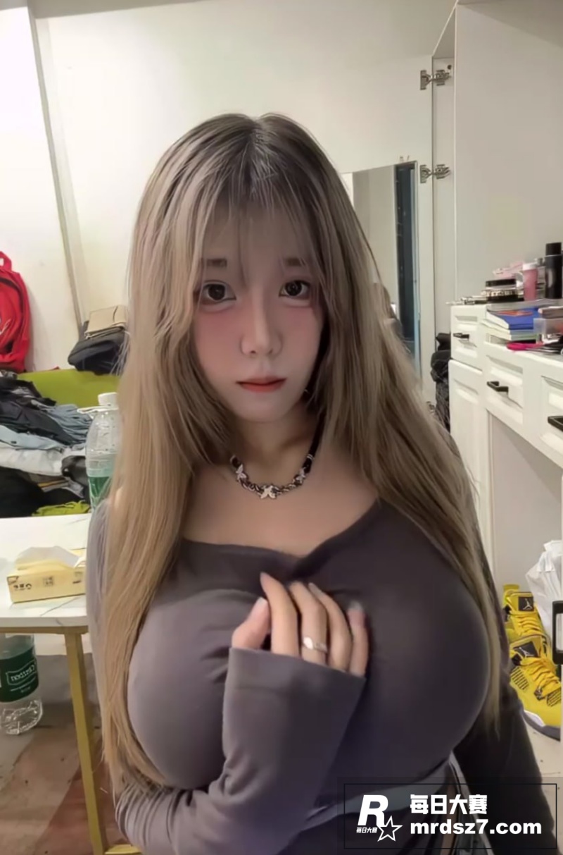 抖音20万粉丝反差网相关图片6