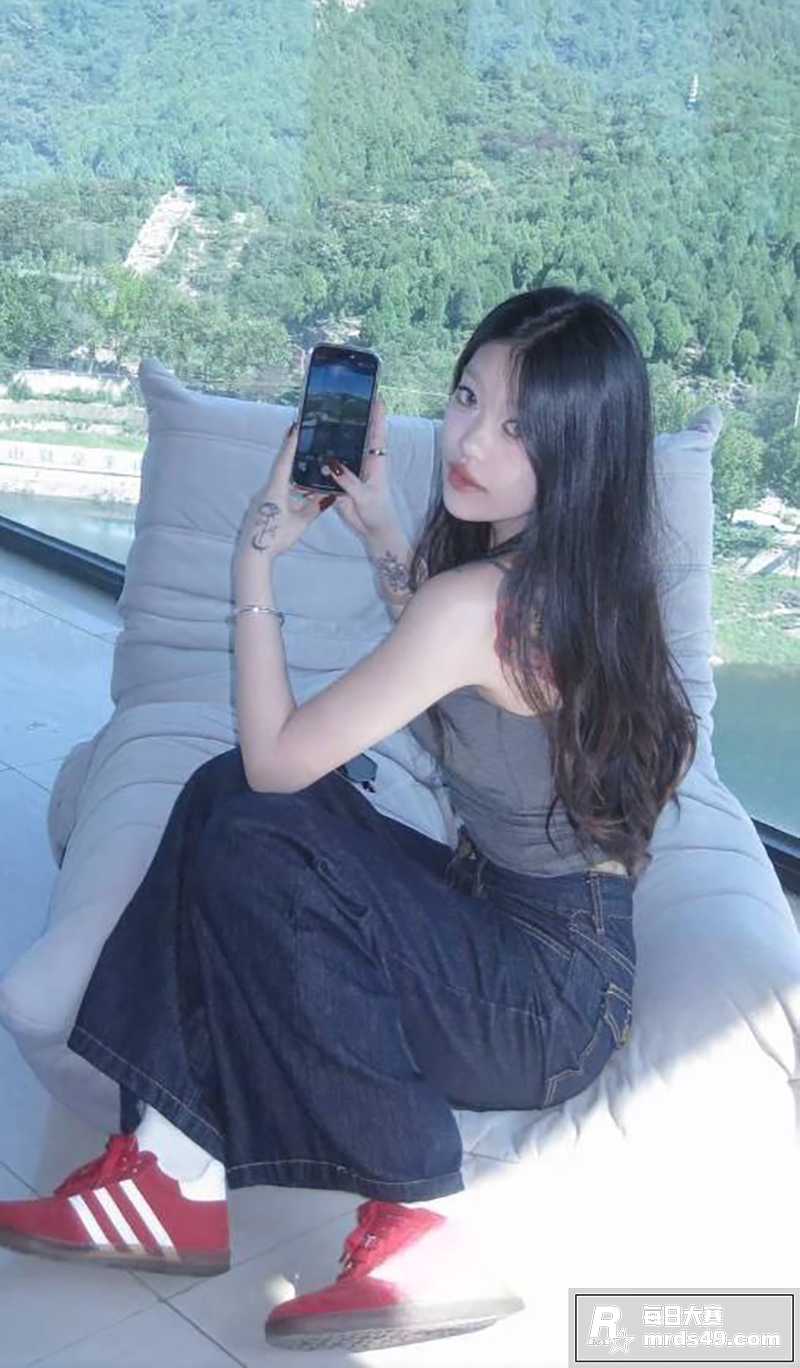 北京土豪哥酒吧约啪花相关图片3