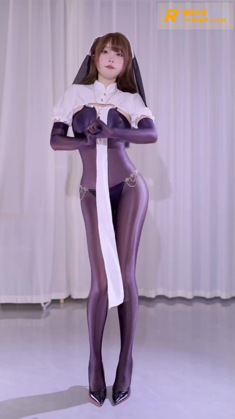 B站高颜女神 雾奈哟相关图片5