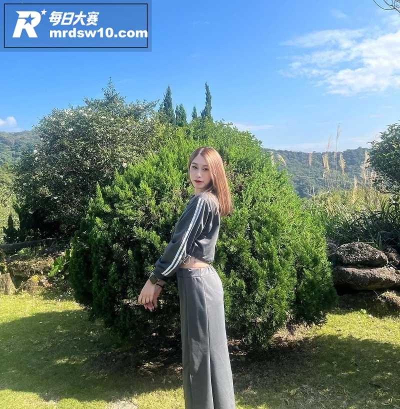 国际版抖音极品巨乳网相关图片3