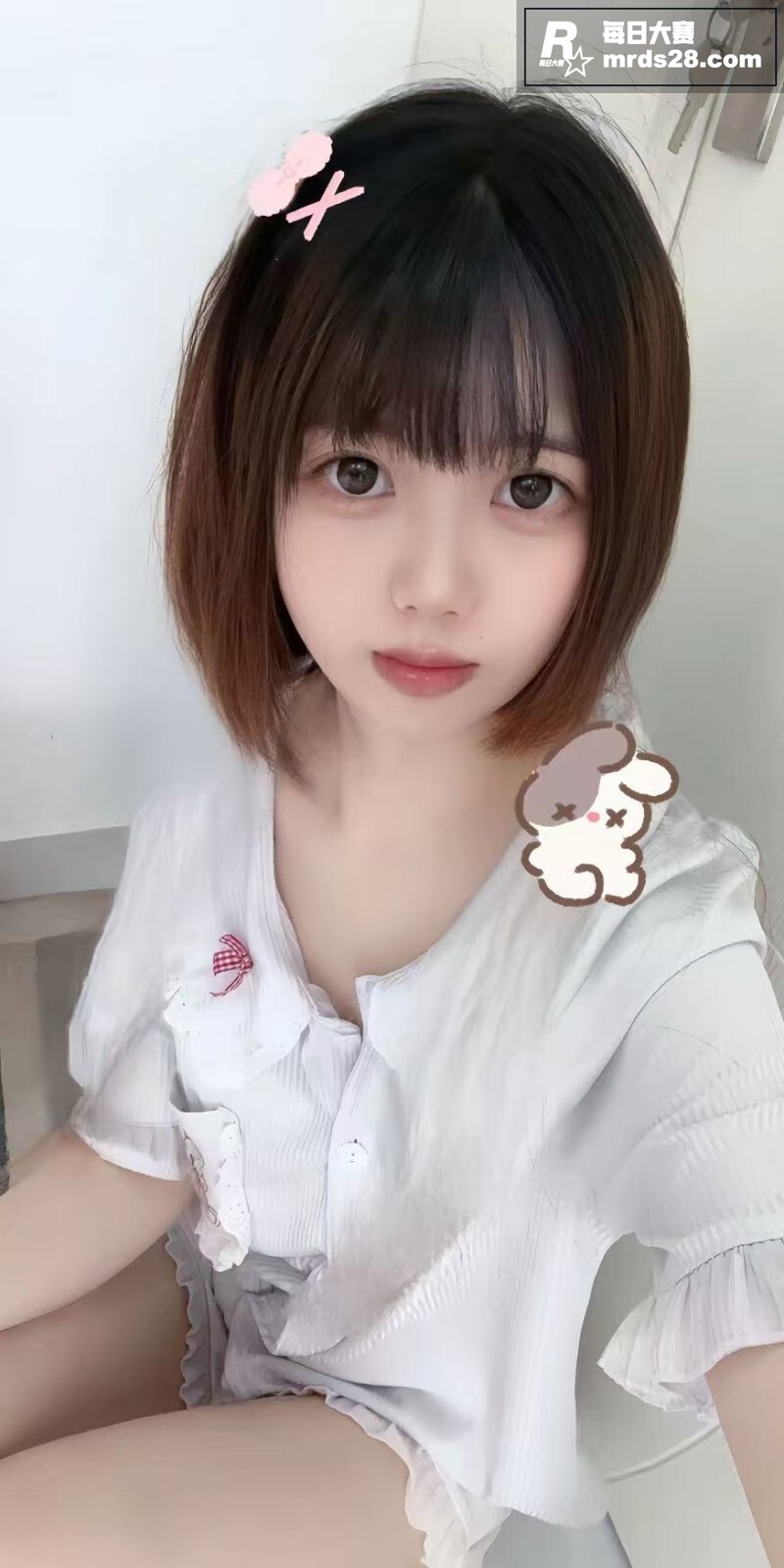 抖音50W粉丝网红萝相关图片5