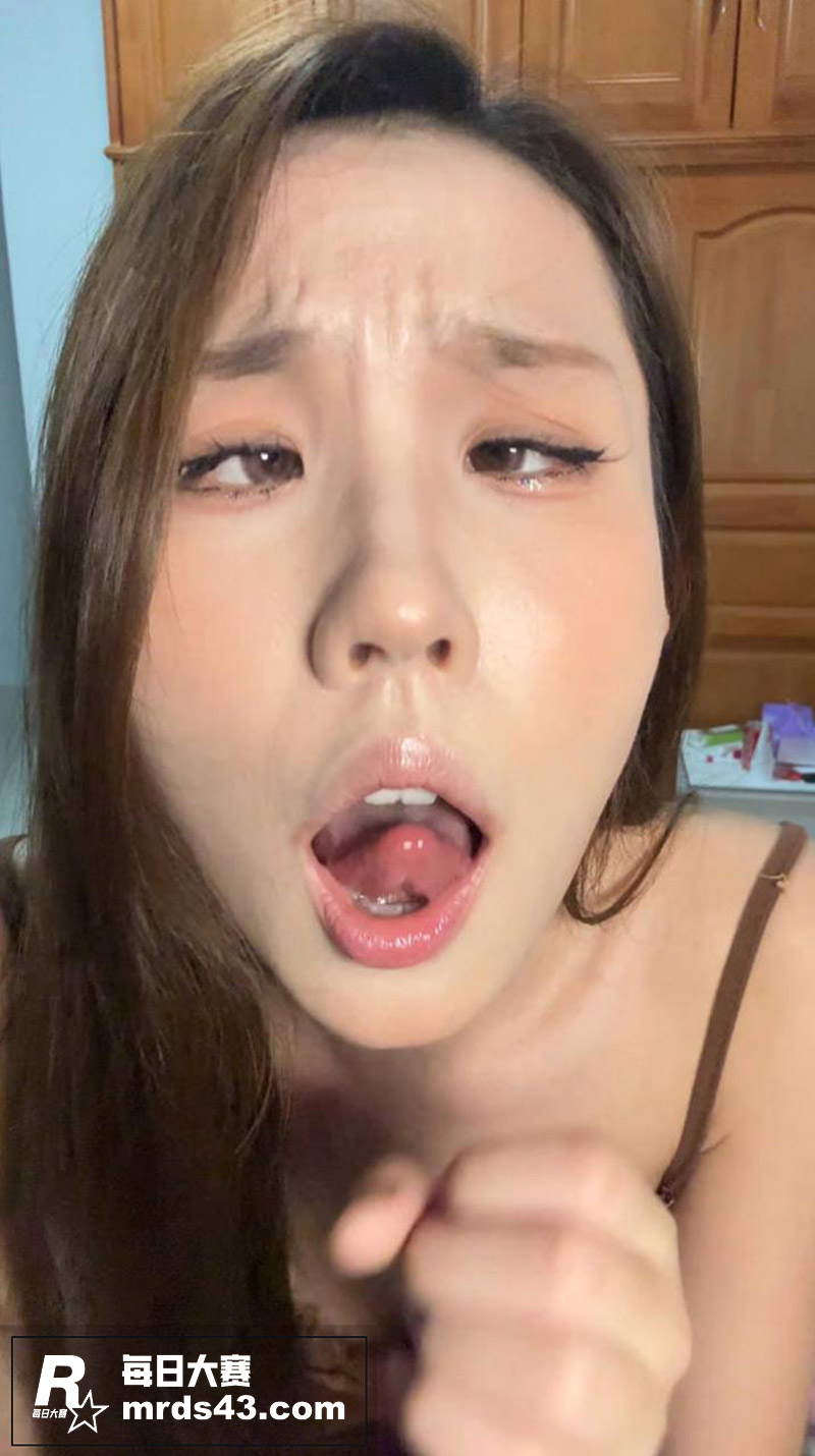 推特福利姬 胆胆 全相关图片1