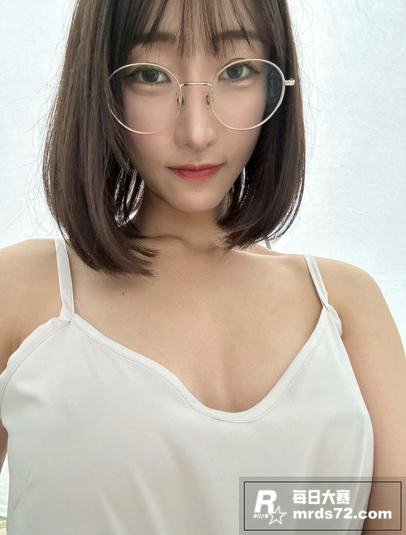 Fansly樱花妹 相关图片1