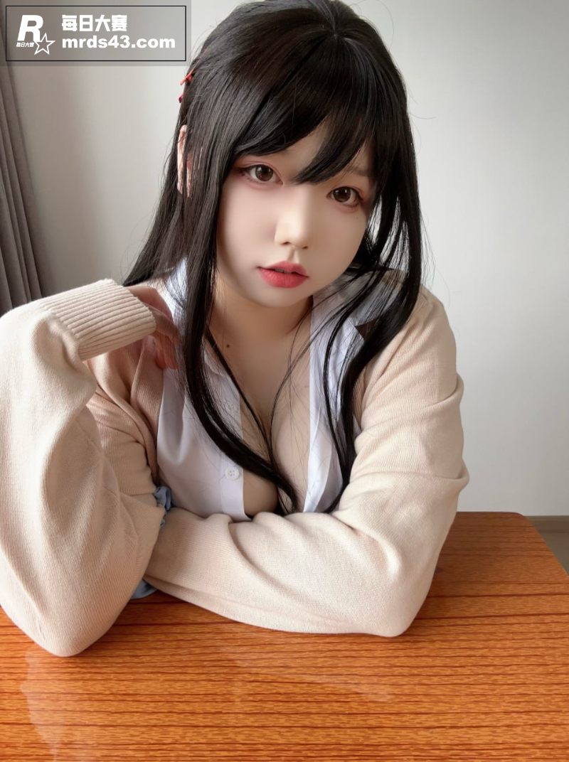 推特巨乳肥臀福利姬 相关图片1