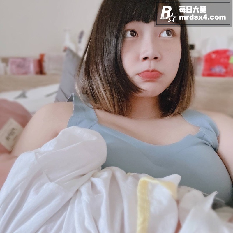 哺乳期清纯人妻 性爱相关图片7