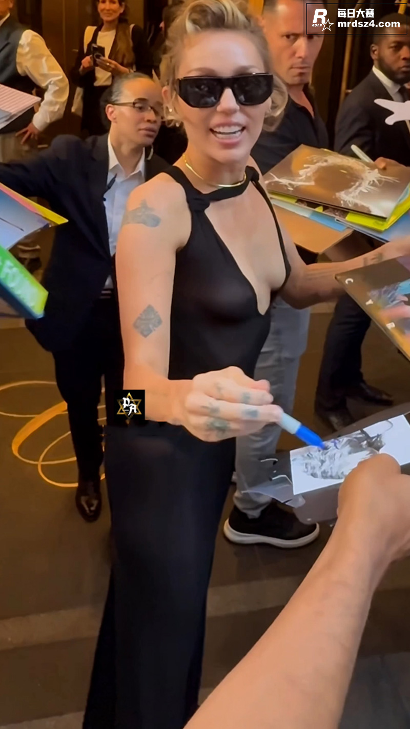 美国歌手 麦莉·赛勒相关图片8
