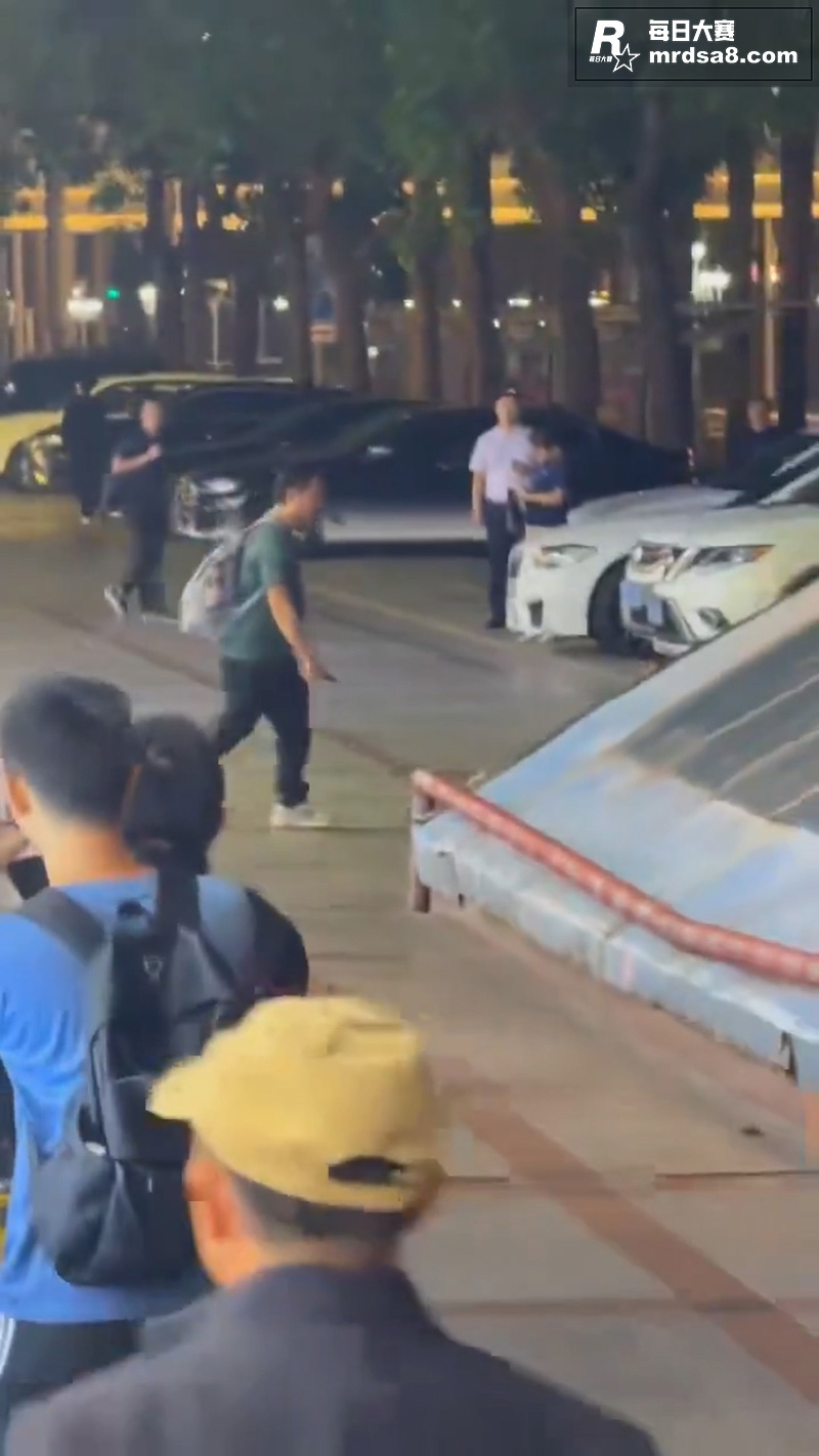 广东珠海拱北火车站附相关图片4