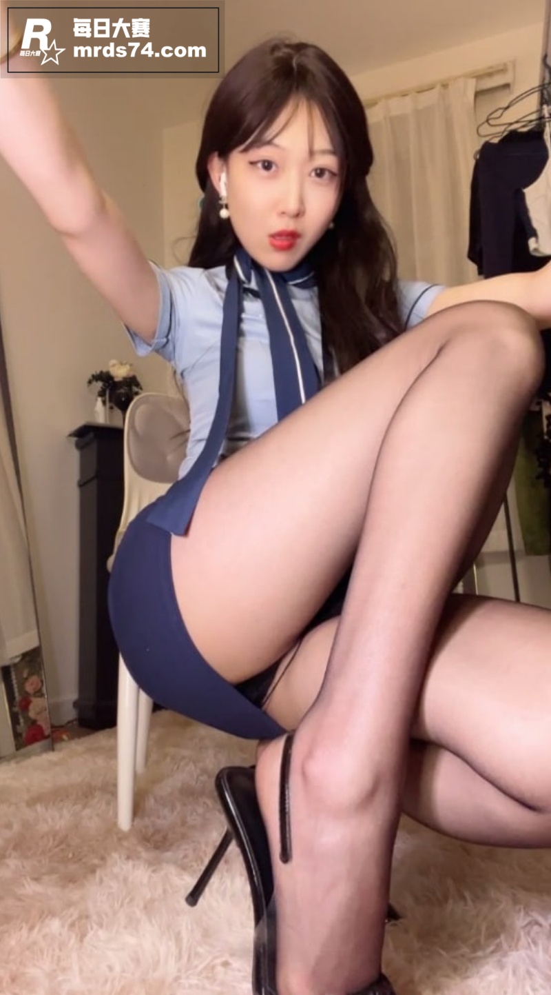 佳佳s空姐剧情红绿灯相关图片8