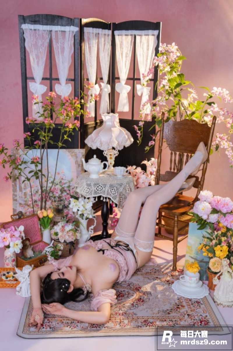 推特极品福利姬 奈汐相关图片9