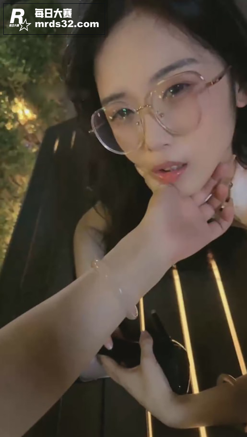 气质女王调教高颜值小相关图片2