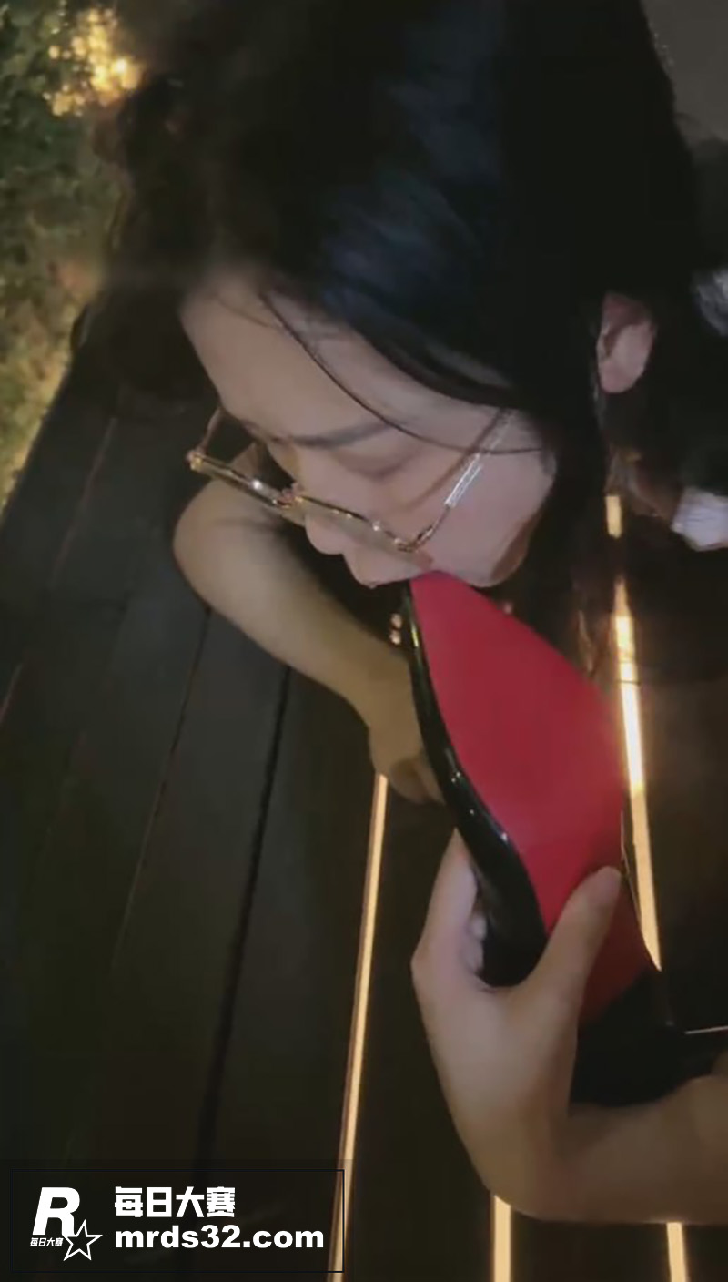 气质女王调教高颜值小相关图片3