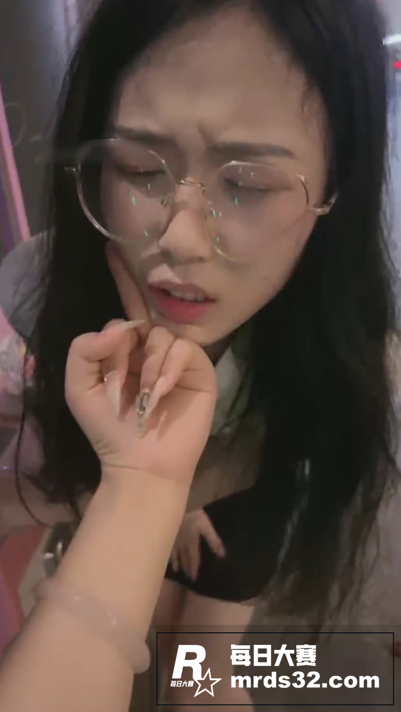 气质女王调教高颜值小相关图片5
