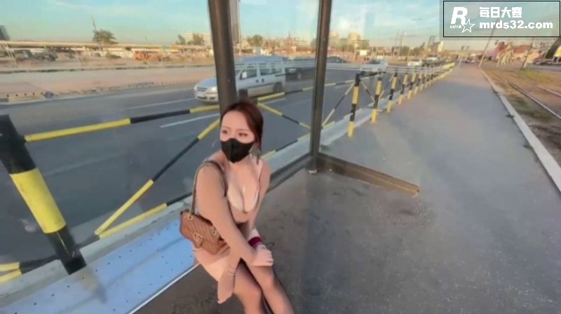 饥渴黑丝少妇 美杜莎相关图片1