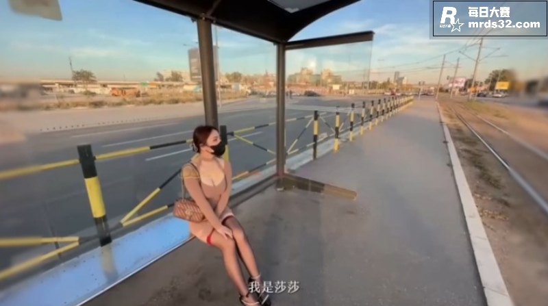 饥渴黑丝少妇 美杜莎相关图片2