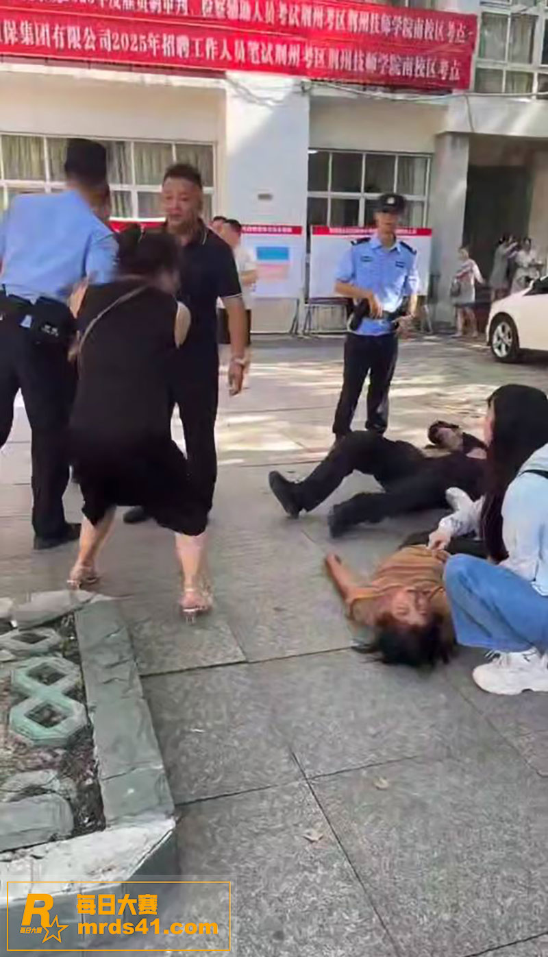 网爆湖北荆州职业技术相关图片1