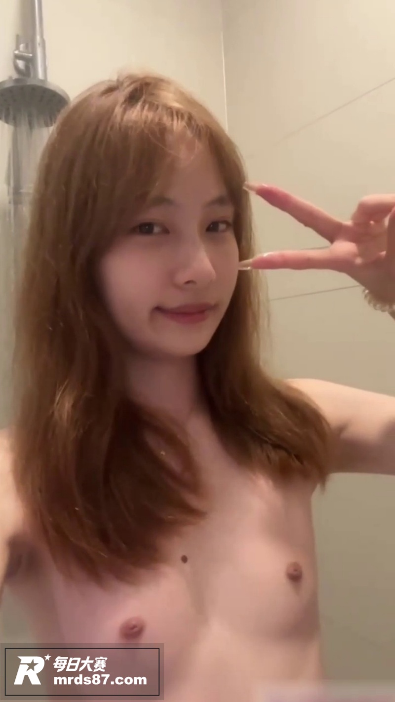 极品反差贫乳情侣 不相关图片8