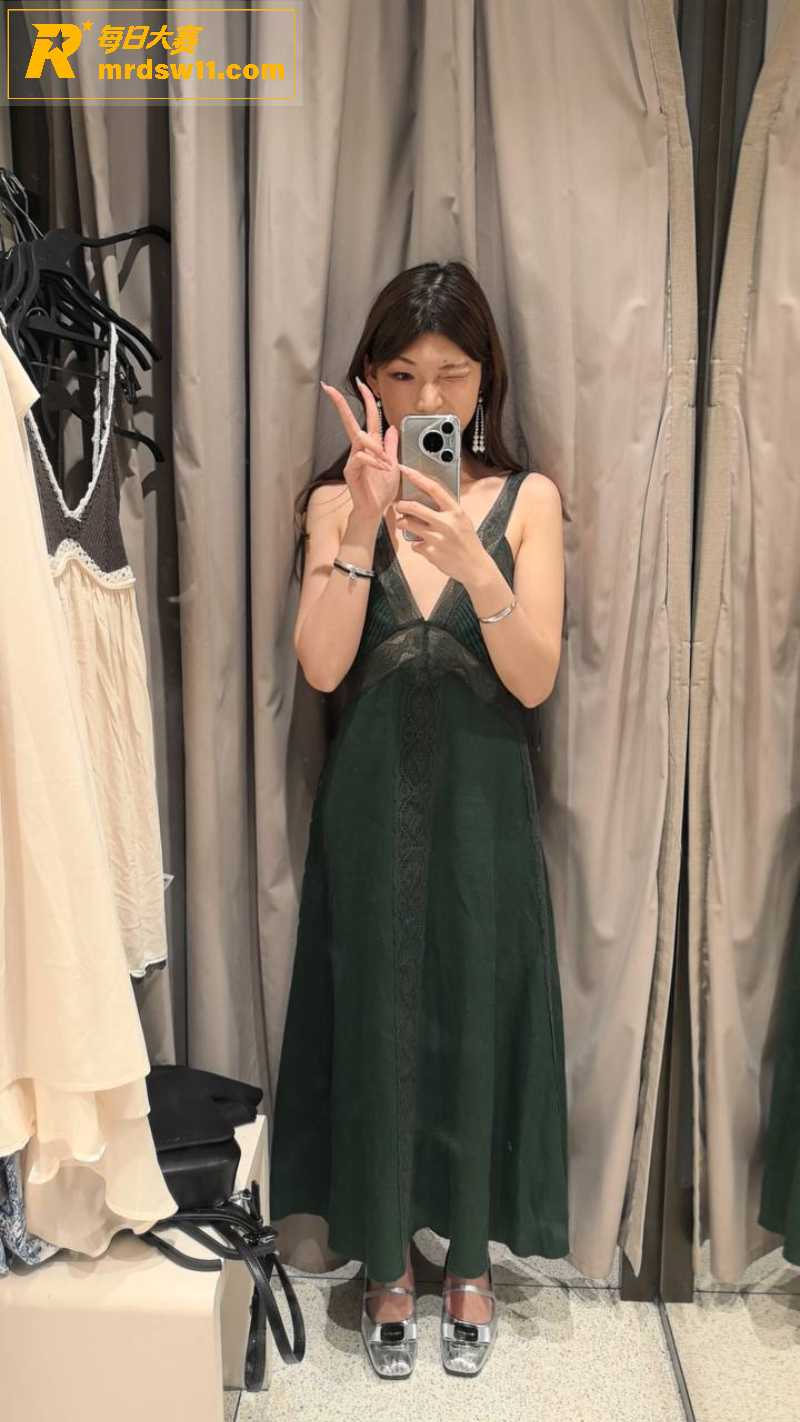 河北廊坊极品反差女大相关图片4